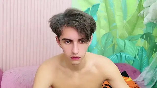 Snapshot of Jefrey_Carter chatting on October 28, 2025, 9:14 pm Jefrey Carter online show from October 28, 2025, 9:14 pm