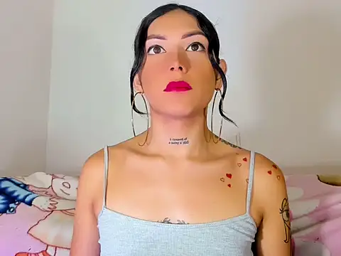 Snapshot of Megan_Gil_ chatting on October 16, 2025, 1:41 pm Megan Gil online show from October 16, 2025, 1:41 pm