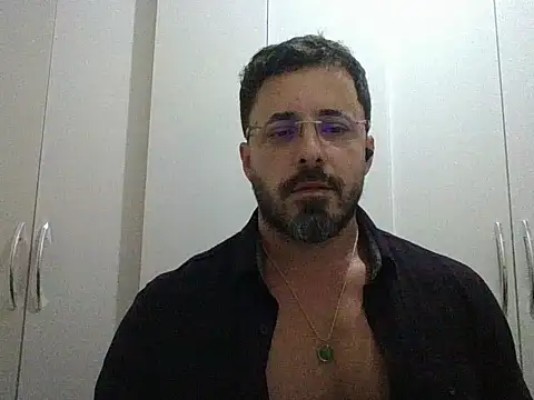 Snapshot of Alers87 chatting on May 19, 2026, 5:25 am Alers87 online show from May 19, 2026, 5:25 am