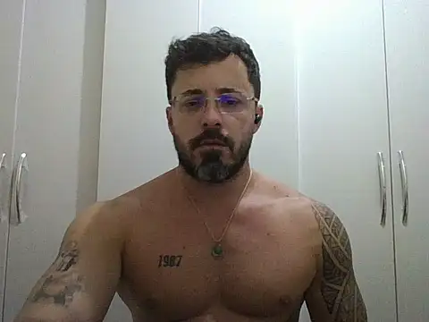 Snapshot of Alers87 chatting on May 22, 2026, 5:05 am Alers87 online show from May 22, 2026, 5:05 am
