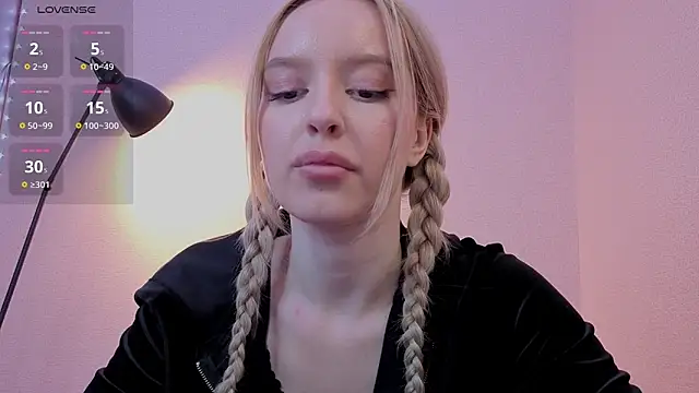 PickmeBabby online show from October 22, 2025, 9:03 pm