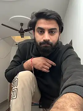 hottestboy03 online show from November 26, 2025, 5:40 am