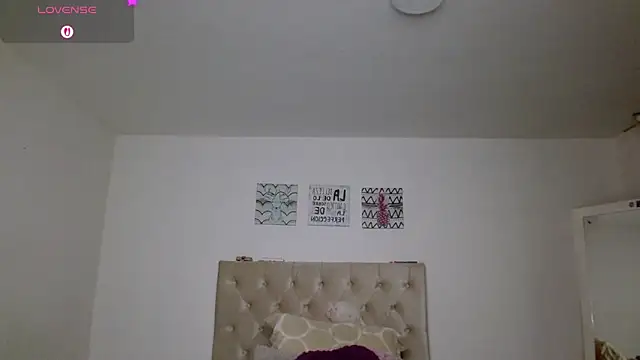 Ashley33  online show from November 22, 2025, 12:43 am