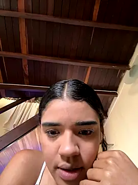 Miagomezx online show from November 5, 2025, 7:17 pm