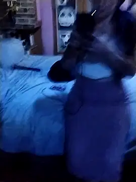 Snapshot of Dirtywhitebitch5150 chatting on November 3, 2025, 5:34 am Dirtywhitebitch5150 online show from November 3, 2025, 5:34 am