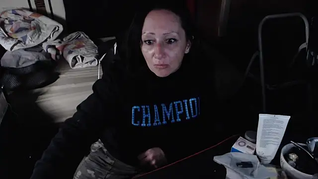 Snapshot of Dirtywhitebitch5150 chatting on December 16, 2025, 9:24 am Dirtywhitebitch5150 online show from December 16, 2025, 9:24 am