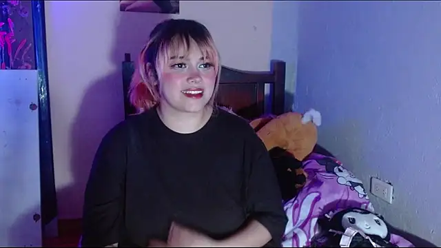 caro lina20 online show from November 10, 2025, 5:45 am