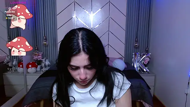 Snapshot of agarycus_ chatting on November 11, 2025, 1:06 pm agarycus online show from November 11, 2025, 1:06 pm