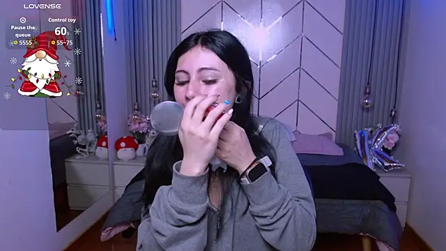 Snapshot of agarycus_ chatting on December 4, 2025, 1:10 pm agarycus online show from December 4, 2025, 1:10 pm