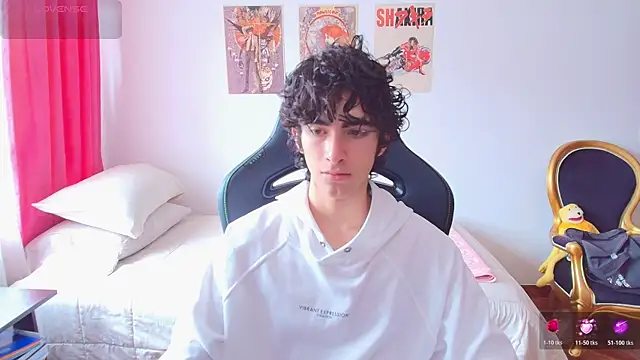 Nude Boy18 online show from August 5, 2026, 6:46 pm
