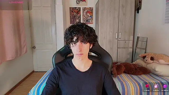 Nude Boy18 online show from April 30, 2026, 4:41 am