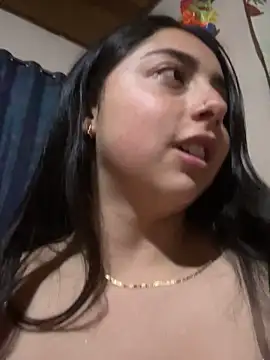 Snapshot of Dulce_1408 chatting on October 14, 2025, 3:40 am Dulce 1408 online show from October 14, 2025, 3:40 am