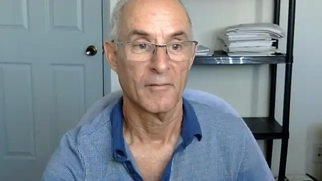 Snapshot of funone1999 chatting on November 5, 2025, 10:35 pm funone1999 online show from November 5, 2025, 10:35 pm