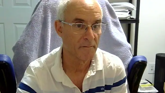 Snapshot of funone1999 chatting on November 15, 2025, 3:10 am funone1999 online show from November 15, 2025, 3:10 am