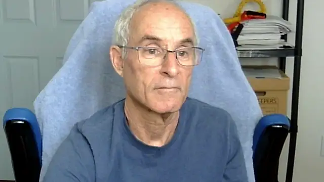 Snapshot of funone1999 chatting on February 19, 2026, 9:23 pm funone1999 online show from February 19, 2026, 9:23 pm