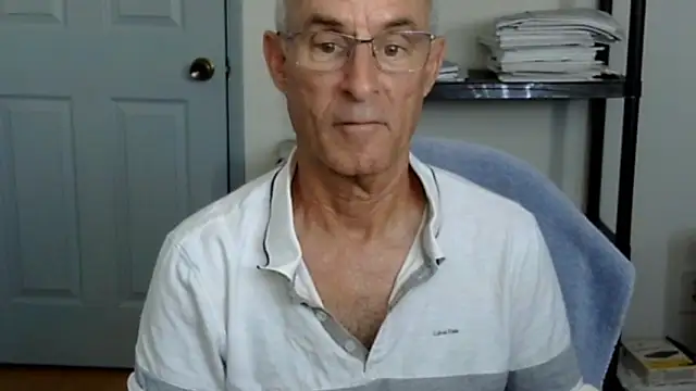 Snapshot of funone1999 chatting on November 3, 2025, 8:34 pm funone1999 online show from November 3, 2025, 8:34 pm