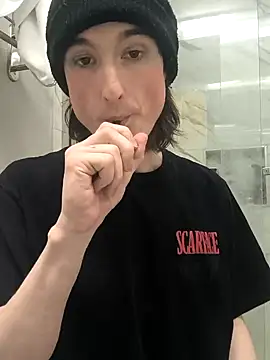 Eye77798 online show from October 28, 2025, 8:35 am