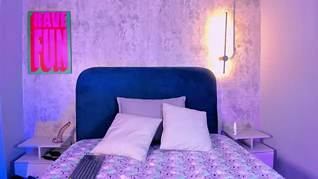 Snapshot of isabellaho1317 chatting on November 7, 2025, 12:21 pm isabellaho1317 online show from November 7, 2025, 12:21 pm