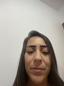 lucioliveira online show from March 1, 2026, 2:55 am