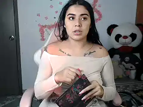 sophiadaza666 online show from May 1, 2026, 11:54 pm