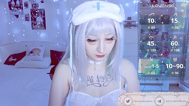 Snapshot of Crystal_somnia chatting on July 17, 2026, 12:19 am Crystal somnia online show from July 17, 2026, 12:19 am