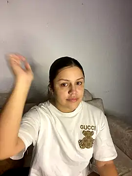 Snapshot of lunita_sweet5 chatting on September 22, 2025, 3:34 am lunita sweet5 online show from September 22, 2025, 3:34 am