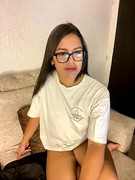 Snapshot of lunita_sweet5 chatting on September 20, 2025, 2:49 am lunita sweet5 online show from September 20, 2025, 2:49 am