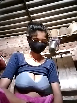 Snapshot of Joshi_Love143 chatting on November 5, 2025, 11:19 pm Joshi Love143 online show from November 5, 2025, 11:19 pm