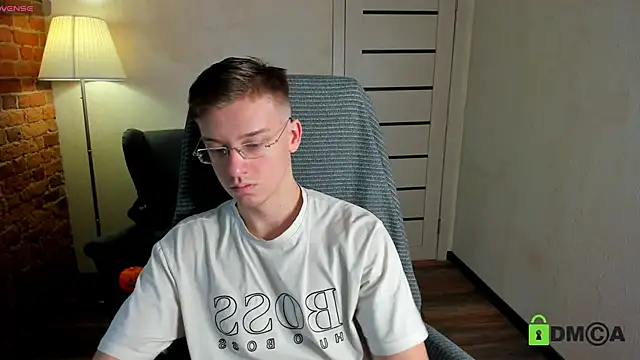 Snapshot of Harm_Dick chatting on November 8, 2025, 10:41 am Harm Dick online show from November 8, 2025, 10:41 am