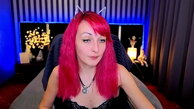 BrandyBloom online show from January 13, 2026, 8:13 pm