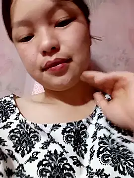 XoiXoi232 online show from September 10, 2025, 11:04 pm