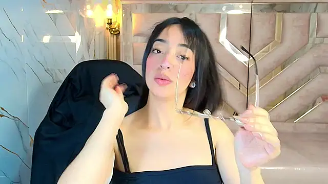 Snapshot of zoe_r_ chatting on September 13, 2025, 3:17 am zoe r online show from September 13, 2025, 3:17 am