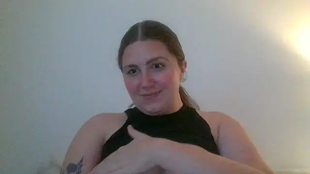 Snapshot of CherryJuneExperience chatting on September 29, 2025, 7:41 pm CherryJuneExperience online show from September 29, 2025, 7:41 pm