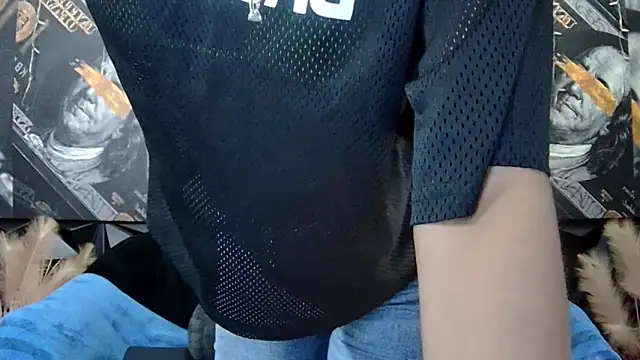 Lilmisbaddyxxx online show from February 4, 2026, 5:30 pm