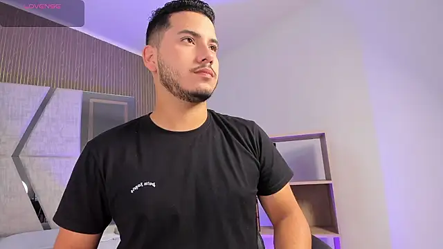 Axel grey  online show from February 5, 2026, 12:34 pm