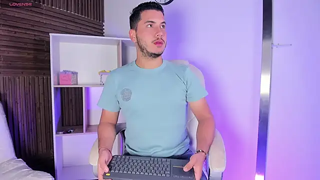 Axel grey  online show from November 8, 2025, 12:20 pm