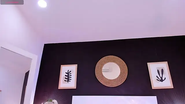 Tylerffoxx online show from October 8, 2025, 4:25 am