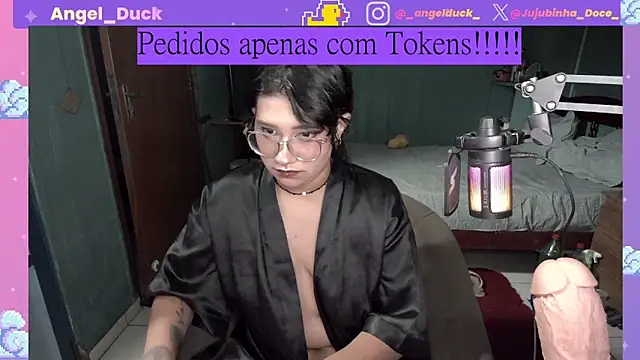 Angel Duck online show from March 3, 2026, 11:01 pm