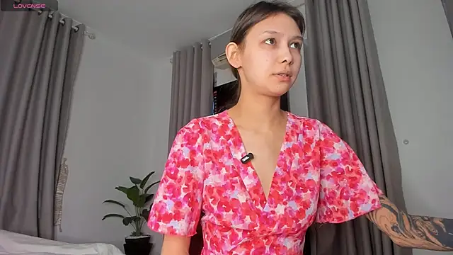 Amy Loveme online show from November 26, 2025, 11:05 pm