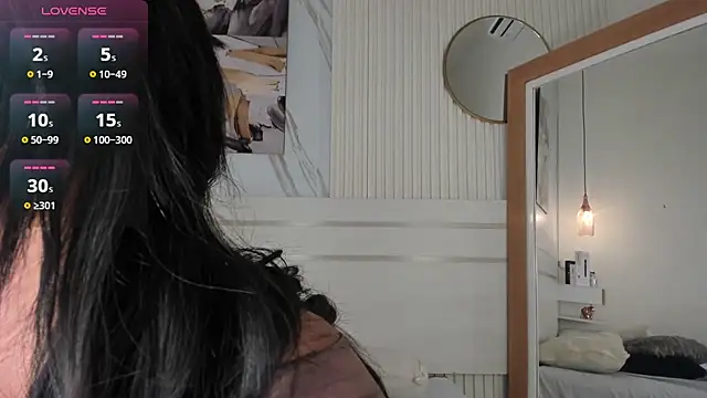 Snapshot of Kloeh_Star chatting on November 14, 2025, 8:01 pm Kloeh Star online show from November 14, 2025, 8:01 pm