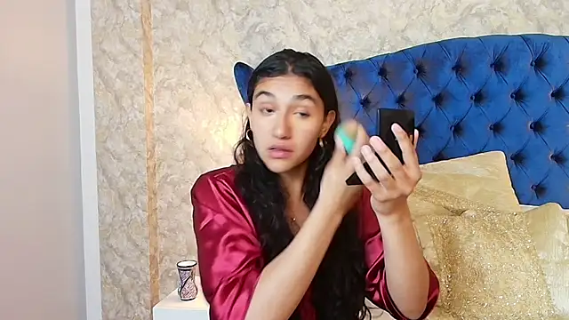 ValentiinaCruz online show from November 23, 2025, 8:30 pm