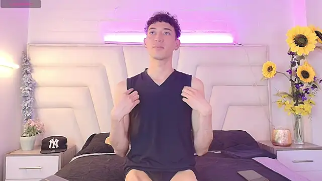 Snapshot of Ashton_Myers chatting on November 6, 2025, 8:46 pm Ashton Myers online show from November 6, 2025, 8:46 pm