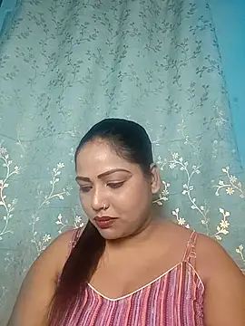 hornypriya696 online show from October 22, 2025, 6:07 pm