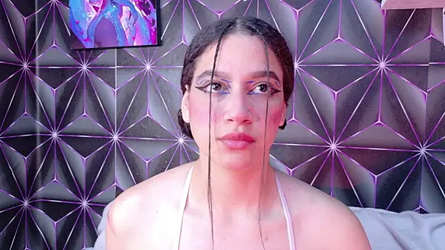 Snapshot of Megan_Luxe chatting on October 3, 2025, 6:37 am Megan Luxe online show from October 3, 2025, 6:37 am