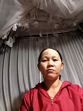 Snapshot of MaiHoa69 chatting on November 3, 2025, 8:40 am MaiHoa69 online show from November 3, 2025, 8:40 am