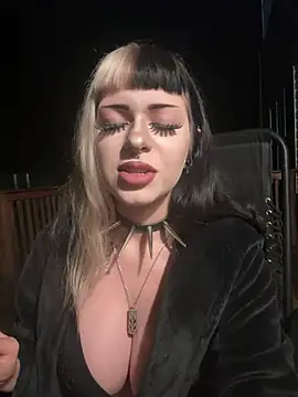 Paige Turner online show from July 28, 2026, 4:20 am
