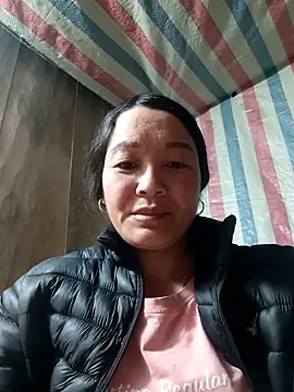 Bliss rose online show from January 13, 2026, 1:26 pm