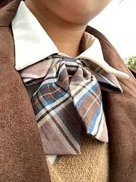 xiaoqiao ss online show from November 5, 2025, 4:04 am