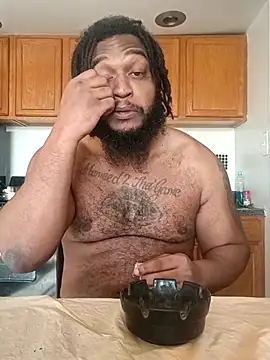 Longthickdick33 online show from May 16, 2026, 11:53 am