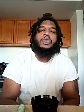 Longthickdick33 online show from May 9, 2026, 1:03 pm